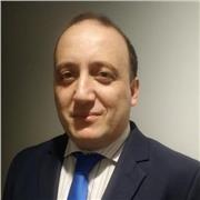 Persona responsable con capacidad de escucha y buena comunicación para dar clases personalizadas